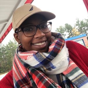 Meet your Posher, Tiffany